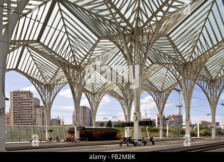 Lisbona, Ostbahnhof von Santiago Calatrava 1998 Foto Stock