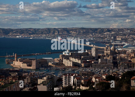 Marsiglia, Blick von der Basilique Notre-Dame-de-la-Garde nach Norden Foto Stock