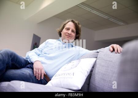 Berlino, Germania. 08 gen 2016. Christian Rickert, Direttore Esecutivo di Wikimedia Germania in posa di Berlino, Germania, 08 gennaio 2016. Foto: JOERG CARSTENSEN/DPA/Alamy Live News Foto Stock