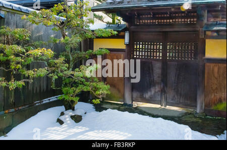 Storico residenze dei samurai in Nagamachi Samurai District, Kanazawa, Ishikawa Prefettura, Giappone Foto Stock