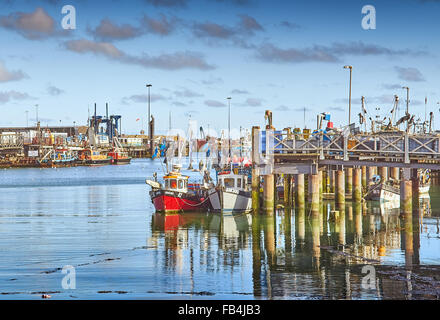 Newhaven Harbour da West Quay Foto Stock