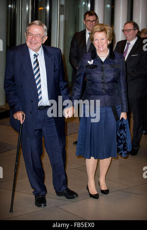 Re Costantino di Grecia e Queen Anne Marie frequentare la 95esima Festa di compleanno di ex Granduca Jean del Lussemburgo, 9 gennaio 2016. foto: Patrick van Katwijk PAESI BASSI OUT point de vue fuori - nessun filo SERVICE - Foto Stock