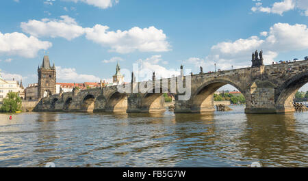 Vista del Ponte Carlo Costruito nel 1357 - Praga - Repubblica Ceca Foto Stock