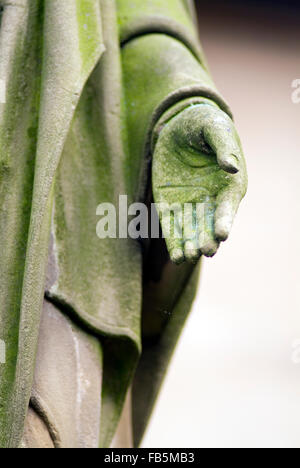 Angeli mano del vecchio cimitero di Bonn Germania Europa Foto Stock