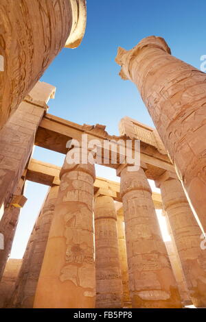 Hypostyle Hall nel Tempio di Karnak, Karnak, Egitto Foto Stock