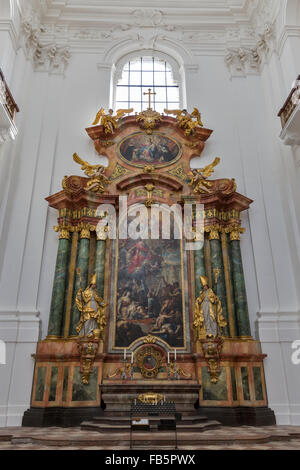 Chiesa Universitaria (Kollegienkirche) interno altare in Salzburg, Austria Foto Stock