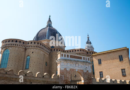 L'Italia, Regione Marche, Loreto, il Santuario della Santa Casa, l'abside della Basilica Foto Stock