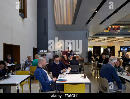 Café. Weston biblioteca, Oxford, Regno Unito. Architetto: Wilkinson Eyre, 2015. Foto Stock