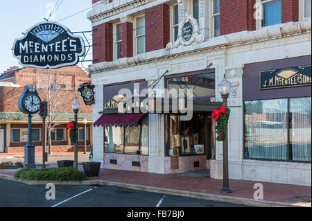 Muskogee, Oklahoma strada del centro di scena a McEntee diamanti. Stati Uniti d'America. Foto Stock