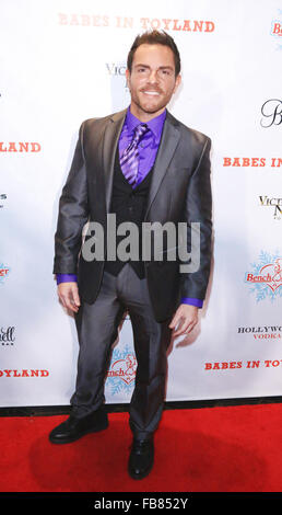 Babes In Toyland e carità Benchwarmer toy drive - Arrivi con: Jason Rosell dove: Los Angeles, California, Stati Uniti quando: 09 Dic 2015 Foto Stock