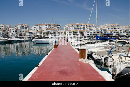 Puerto Banus Marina in Spagna Foto Stock