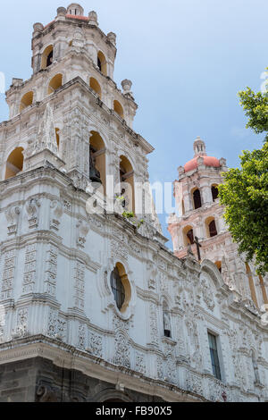 Il Templo del Espiritu Santo, fondata dai gesuiti, è un edificio del XVIII secolo la chiesa Cattolico Romana nella storica città di Puebla Messico. Foto Stock