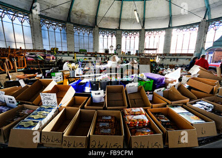 Per i mercati tenuti martedì venerdì e sabato mattina in e attorno alla città il turno della costruzione del mercato, Tenbury Wells Foto Stock