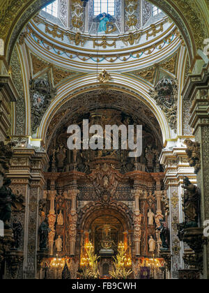 La Basilica di Nuestra Señora de las Angustias, patrono di Granada Foto Stock