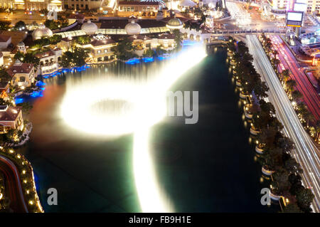 -Città di notte serie- fontane del Bellagio a Las Vegas di Notte Foto Stock