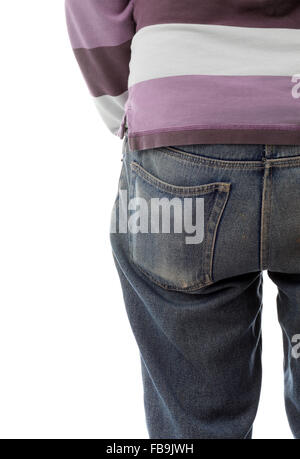 Parte della vista posteriore di un uomo maturo in jeans e maglietta. Foto Stock