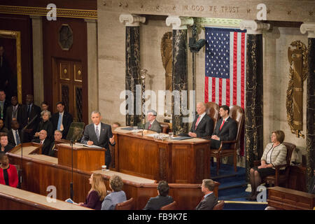 Washington DC, Stati Uniti d'America. Il 12 gennaio, 2016. Il presidente Barack Obama è apparso prima della sessione congiunta del Congresso dove egli diede il suo ultimo stato ufficiale dell'Unione indirizzo. Credito: Patsy Lynch/Alamy Live News Foto Stock