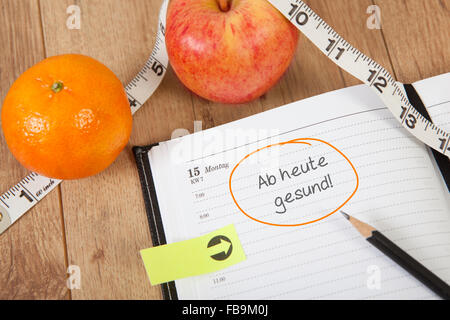 Un calendario con frutta, a partire da oggi una sana Foto Stock