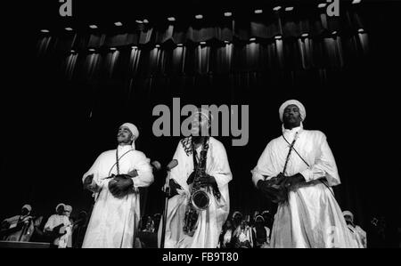 Archie Shepp sul palco con i suoi musicisti. - 1969 - Algeria / ALGERI - Archie Shepp sul palco con i suoi musicisti. - Archie Shepp ; - Festival panafricano ; - Algeri ; - 1969 ; - - Philippe Gras / Le Pictorium Foto Stock