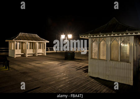 Night Shot del Cromer Pier, Norfolk, Regno Unito Foto Stock