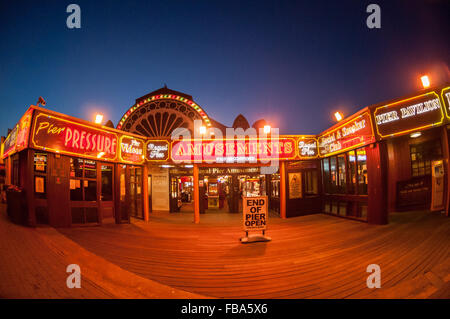 Fisheye fotografia di entrata a Aberystwyth il molo vittoriano. Foto Stock