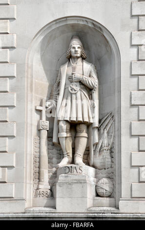 Londra, Inghilterra, Regno Unito. Statua di Bartolomeu / Bartolomeo Dias (Portugese explorer - Trafalgar Square... (Vedi descrizione) Foto Stock