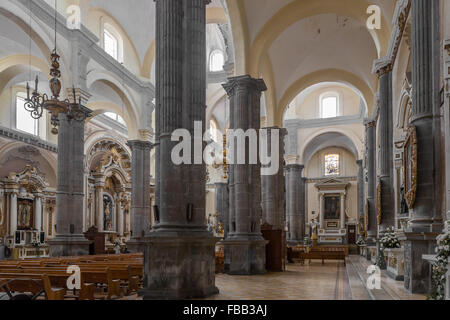 Il Templo del Espiritu Santo, fondata dai gesuiti, è un edificio del XVIII secolo la chiesa Cattolico Romana nella storica città di Puebla Messico. Foto Stock