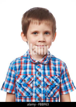 Ritratto di Little Boy in camicia isolata su bianco Foto Stock