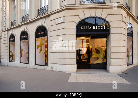 Ingresso di Nina Ricci fashion house, Avenue Montaigne, Parigi, Francia. Foto Stock