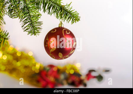 Rosso Pallina natale Foto Stock