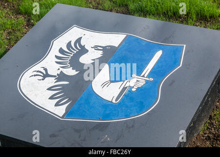 Bandiera provinciale di Connacht sul lavoro in pietra in ira memorial garden in ST. James zona di Belfast. Foto Stock