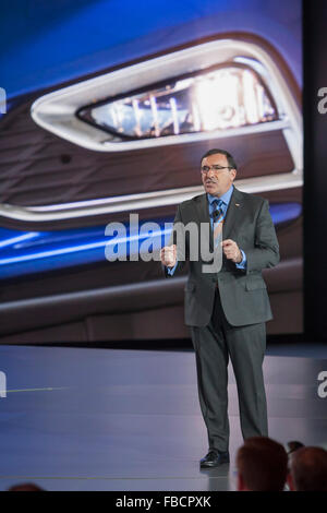 Detroit, Michigan - Alan Batey, presidente della General Motors North America, al North American International Auto Show. Foto Stock