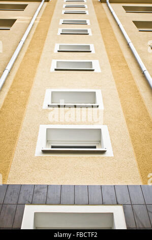 Parte di un multi-stprey edificio urbano in Germania Foto Stock