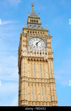 Big Ben di Londra, cielo blu Foto Stock