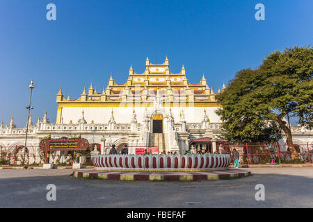 Shwe Yan Pyay tempio , Lago Inle , lo stato di Shan , Myanmar Foto Stock