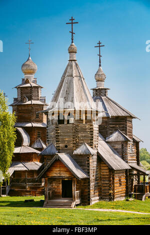 Tradizionale russo chiesa in legno della risurrezione dal villaggio di Patakino, trasportati in Suzdal' Foto Stock