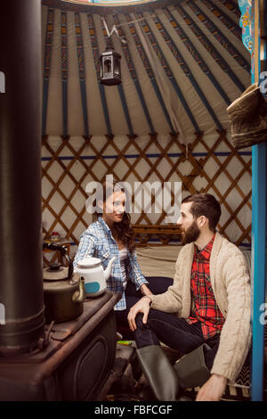 Paio di parlarsi Foto Stock