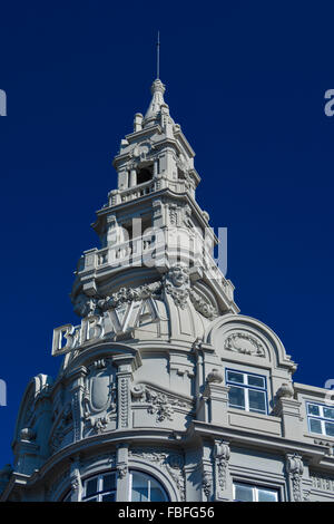BBVA edificio sulla Avenida dos Aliados, Porto, Portogallo Foto Stock