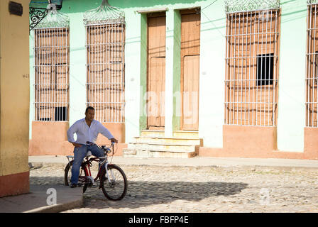 La vita quotidiana per le strade se Trinidad, Cuba Foto Stock