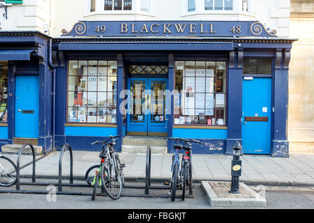 Blackwell's bookshop, 48-50 Broad Street, Oxford Regno Unito Foto Stock