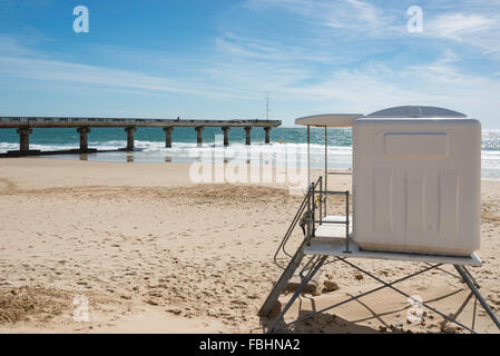 Shark Rock Pier da Hobie Beach, Port Elizabeth Nelson Mandela Bay comune, Eastern Cape Province, Sud Africa Foto Stock