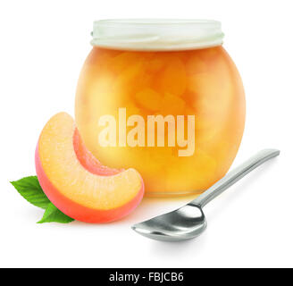 Pesche o albicocche Confettura di frutta, isolato su bianco con tracciato di ritaglio Foto Stock