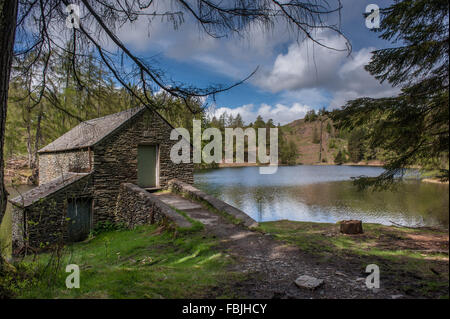 Il Boathouse su tre copie Tarn altezze Claife Cumbria Foto Stock