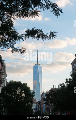 New York, Stati Uniti d'America: One World Trade Center visto dal Greenwich Village, Freedom Tower Foto Stock