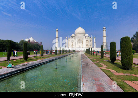 Il grande Taj Mahal, Agra, India Foto Stock