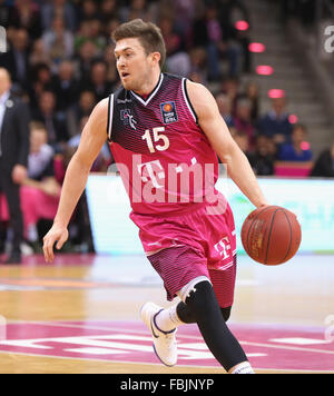 Bonn, Germania. Xvii gen, 2016. La pallacanestro, Germania Bundesliga, cesti di Telekom Bonn vs Ratiopharm Ulm, Telekom Dome, Bonn, 17.01.2016: Rotnei Clarke (Bonn) . Credito: Juergen schwarz/Alamy Live News Foto Stock