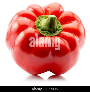 Peperone rosso isolato su uno sfondo bianco. Foto Stock
