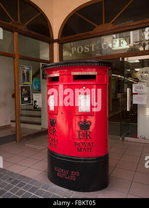 Ufficio postale sulla Rocca di Gibilterra all'ingresso del Mare Mediterraneo Foto Stock
