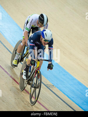Hong Kong.17 gennaio, 2016. Thomas Boudat della Francia vince il uomini Omnium gara.Il giorno 3 di UCI ciclismo su pista di Coppa del Mondo: Credito Jayne Russell/Alamy Live News Foto Stock