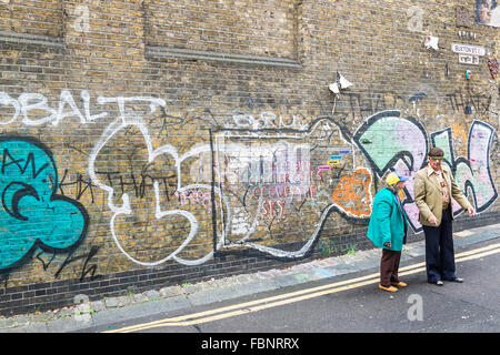 Scena di strada, mercato di Bricklane, Tower Hamlets, a est di Londra - Inghilterra Foto Stock